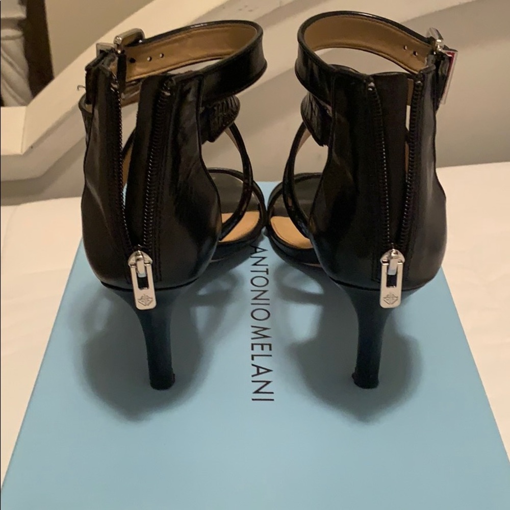 Shoes - Picture 3 of 4
